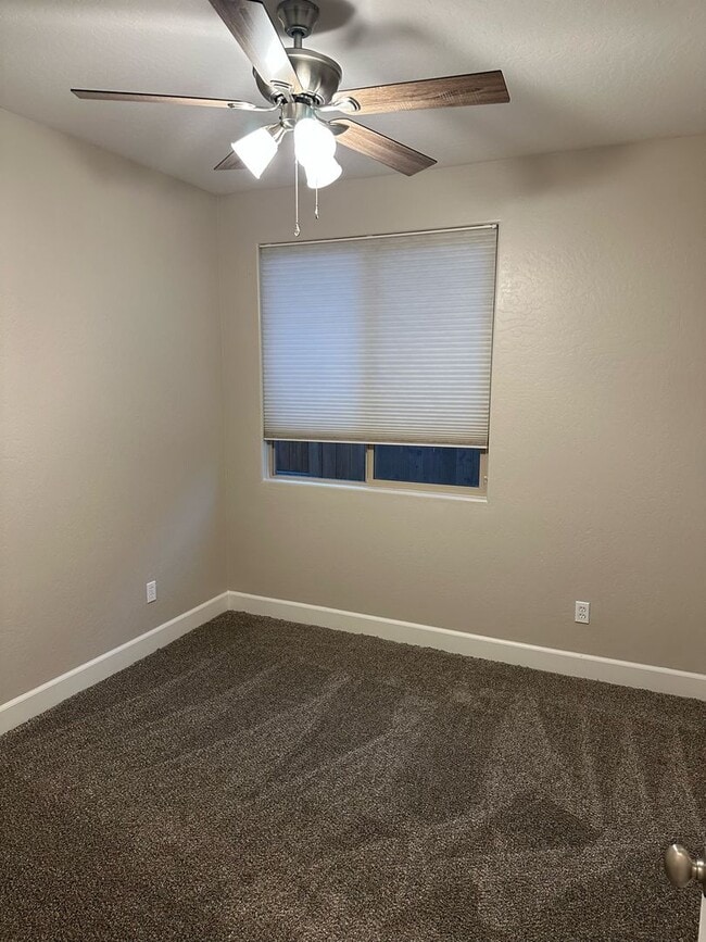 Building Photo - 3126 W Perez Ave