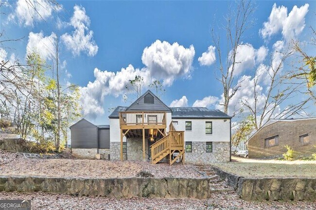 Building Photo - 1571 Blvd Lorraine SW