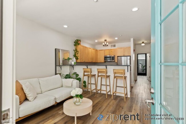 Building Photo - 1 br, 1 bath Condo - 4395 Piedmont Ave, Oa...