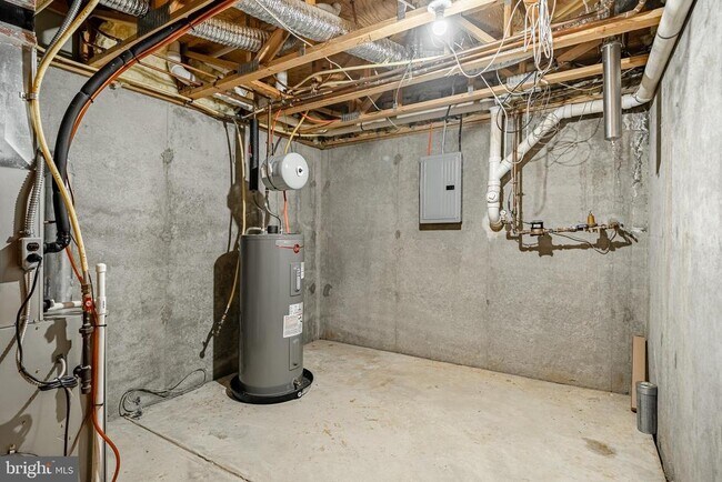 Building Photo - 124 Jeffords Ct