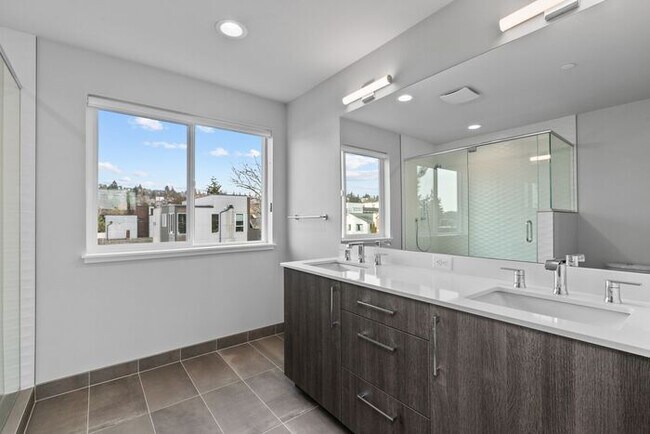 Building Photo - Stunning Brand-New Ballard Townhome with Air Conditioning