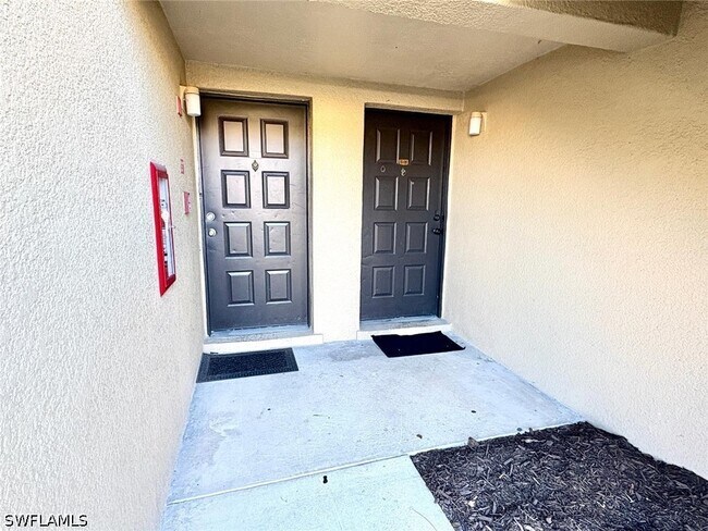 Building Photo - 5315 Summerlin Rd