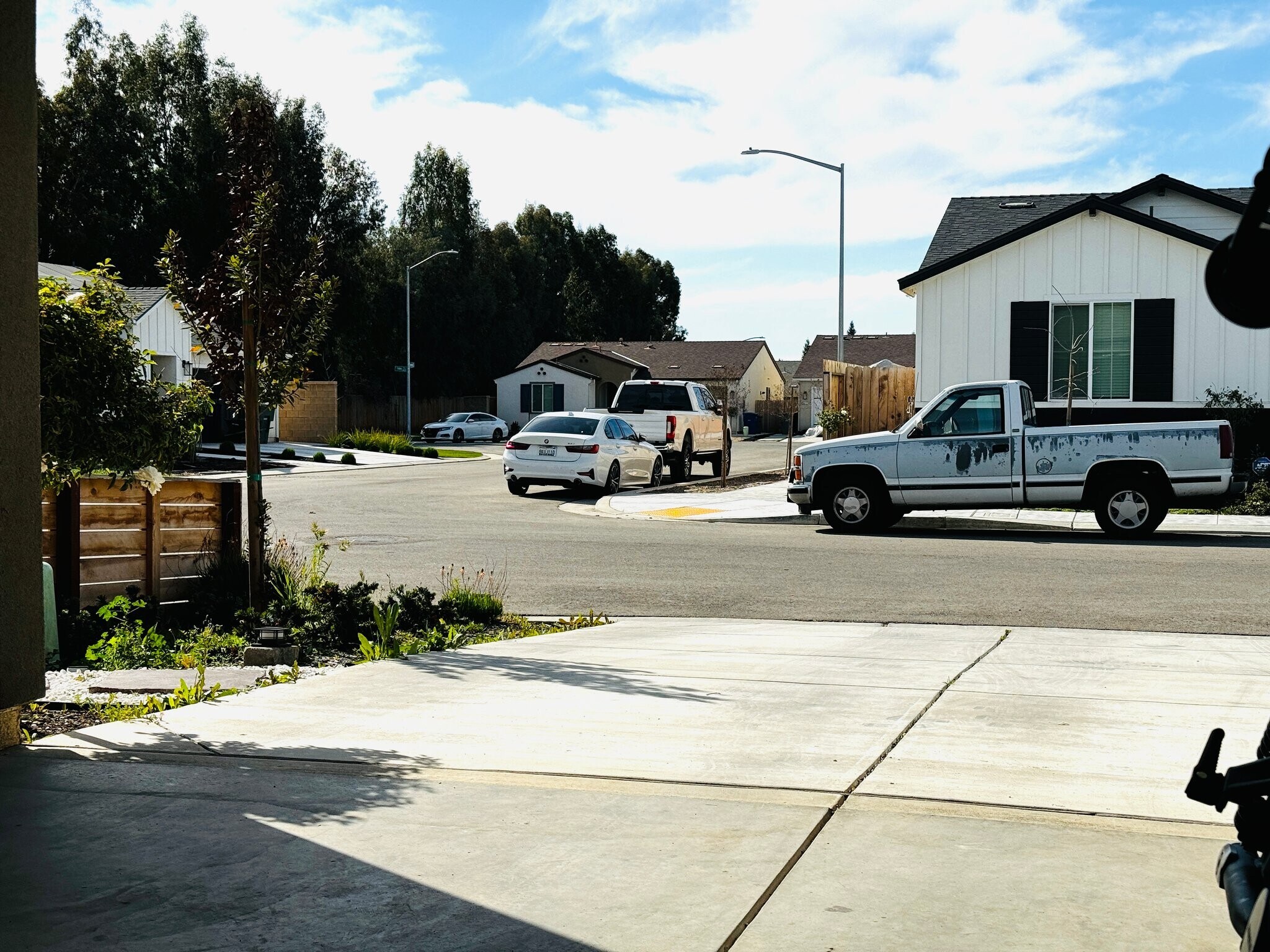 Building Photo - 65XX E Lamona Ave