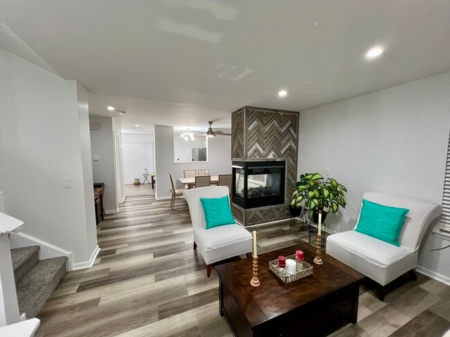 Building Photo - 113 W Big Horn Dr