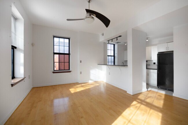 Building Photo - 14 John Eliot Sq