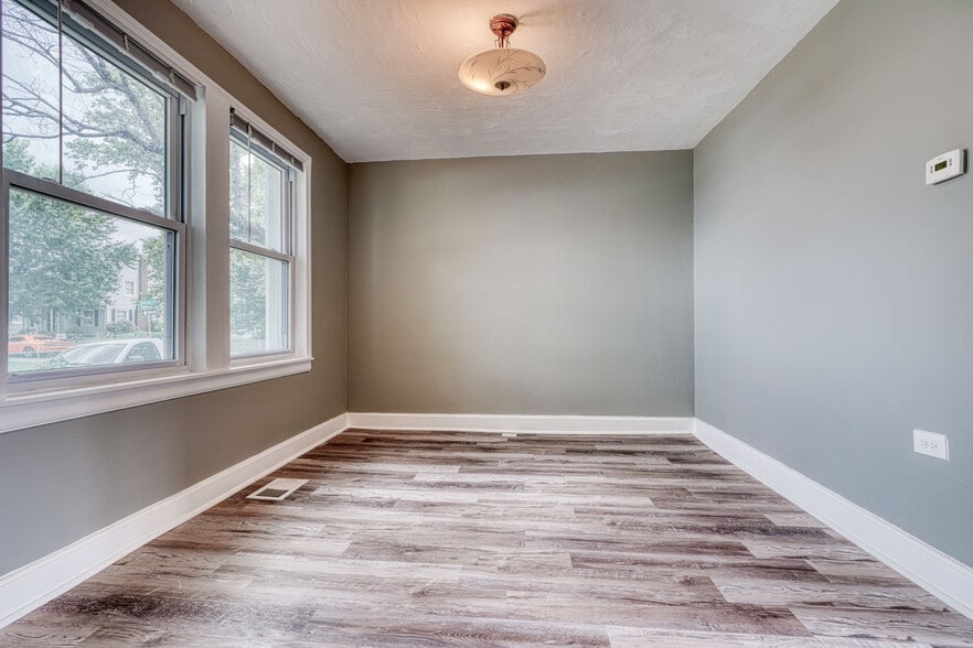 Building Photo - 5 Sunship Rd