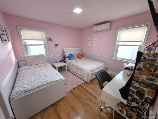 Building Photo - 512 E State St