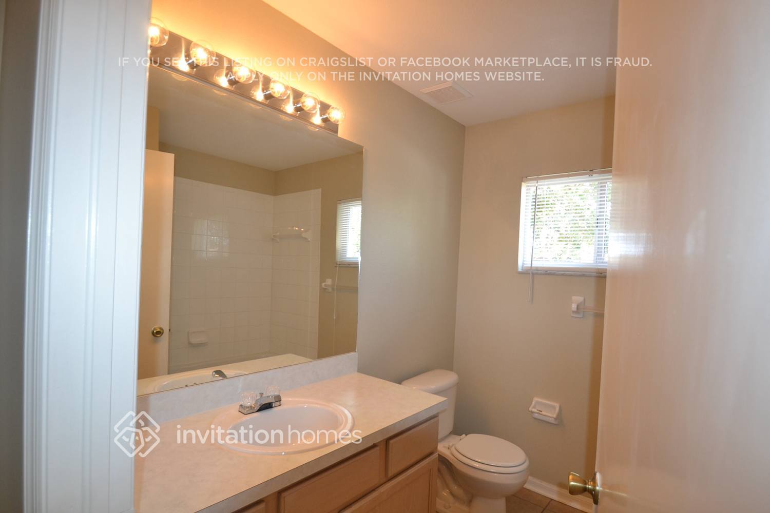 Building Photo - 12215 Dawn Vista Dr