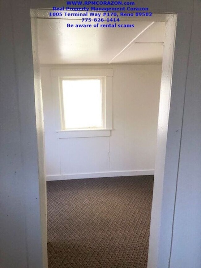 Building Photo - 317 C St