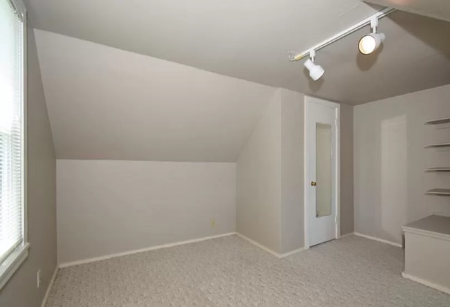 Building Photo - 3316 N 77th St
