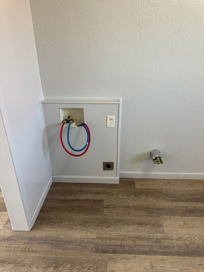 Building Photo - 105 E Baltimore St