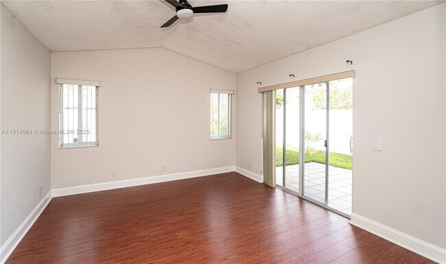 Building Photo - 1592 Salerno Cir