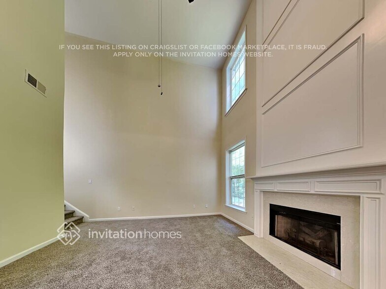 Building Photo - 10911 Chastain Parc Dr