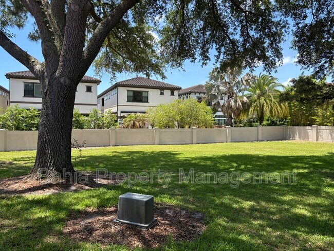 Building Photo - 8048 Sandpoint Blvd