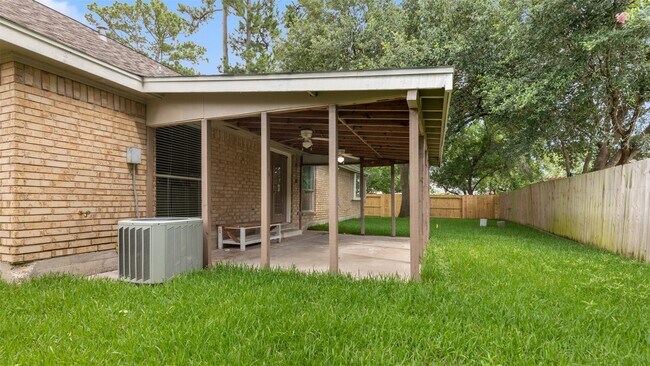 Building Photo - 22503 Holly Branch Dr