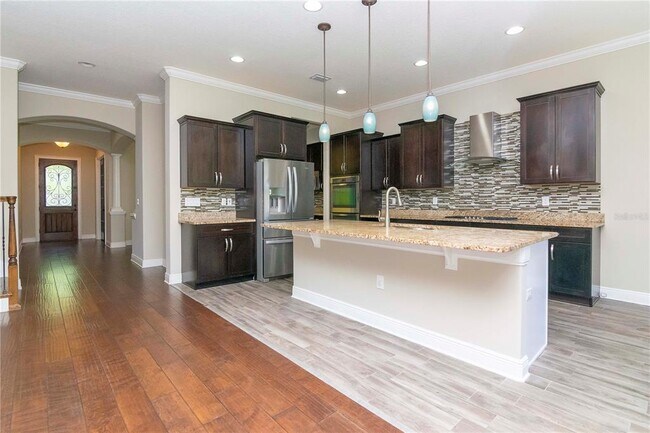 Building Photo - 4417 W Kensington Ave