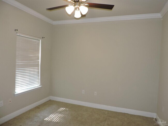 Building Photo - 4221 Essex Terrace Cir