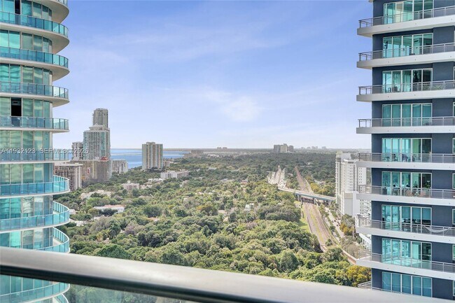 Building Photo - 1300 S Miami Ave