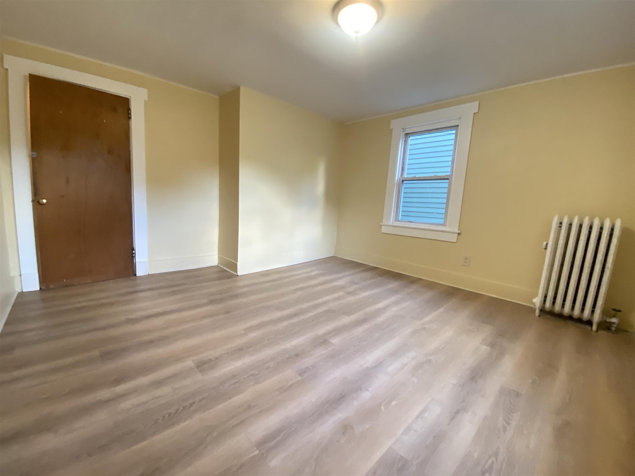 Building Photo - 153 Hamilton St