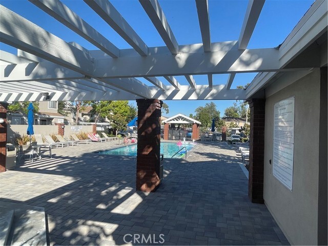 Building Photo - 79 Tarocco