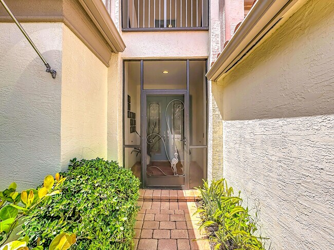 Building Photo - 11251 SW Springtree Terrace