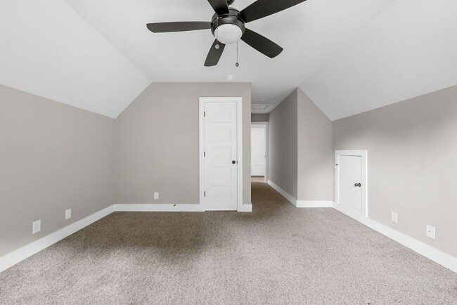 Building Photo - 4 Bedroom 2 1/2 Bath Home For Rent in Gate...