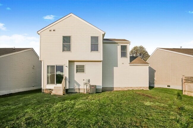 Building Photo - 3787 Pendent Ln