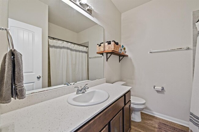 Building Photo - 13096 Laura Lake Dr
