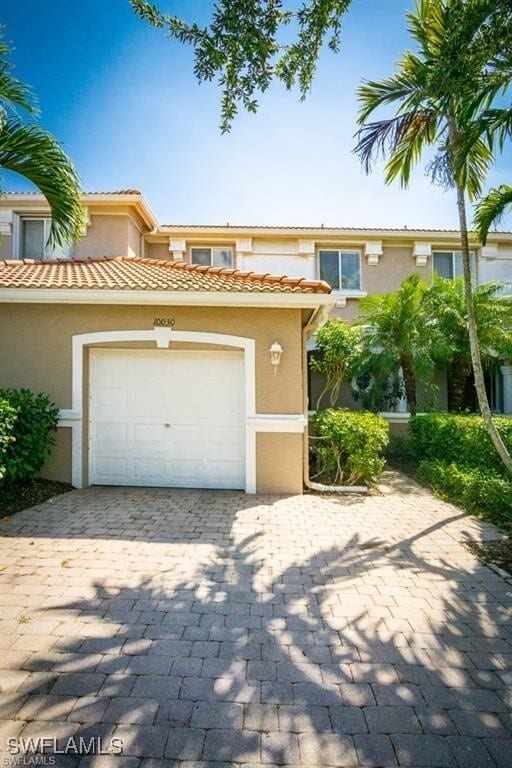 Building Photo - 10030 Salina St