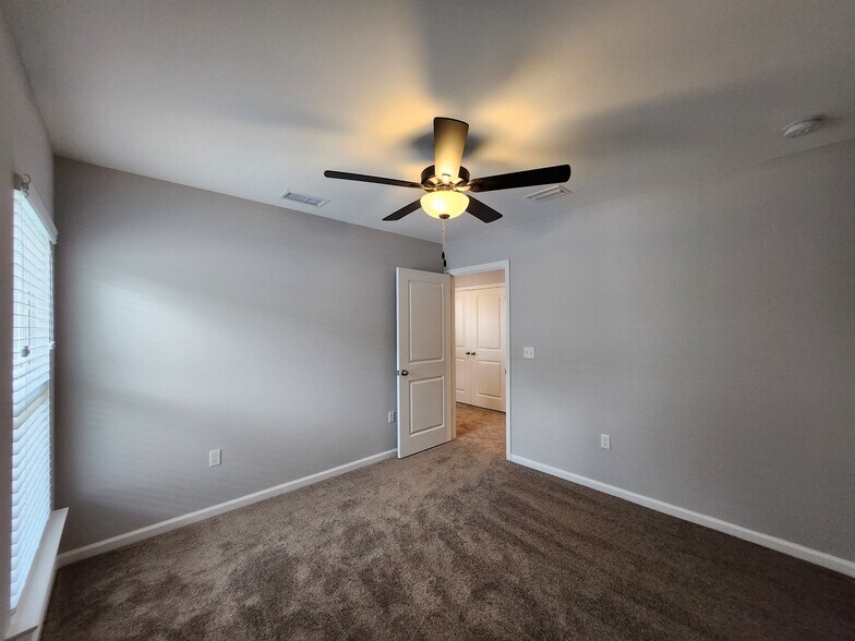 Building Photo - 3607 Meadow Vista Ln.