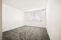 Building Photo - 3930 University Center Dr