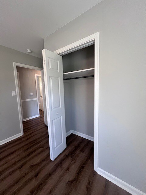 Building Photo - 832 Craig St