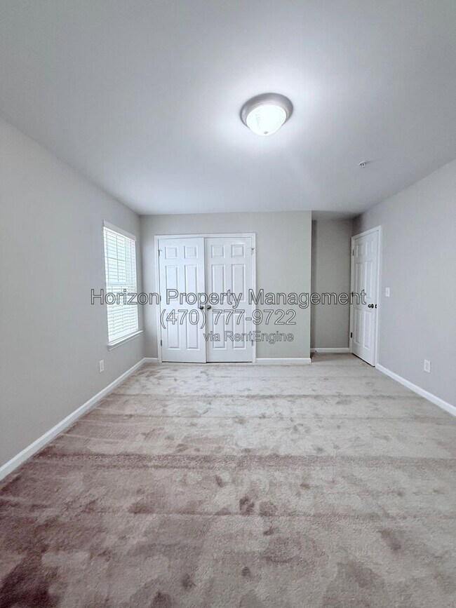 Building Photo - 514 Whitney Way