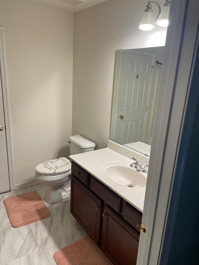 Building Photo - 2509 Sailboat Pl