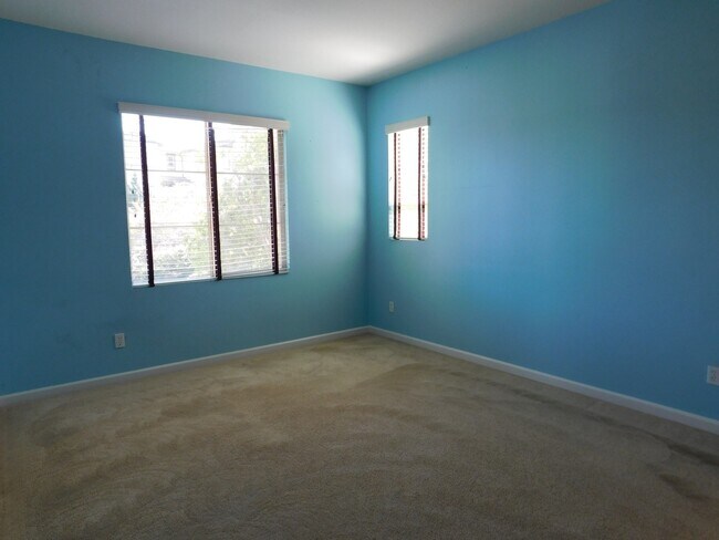 Building Photo - San Marcos 5Br Executive House Avail $6690 TEXT 858-774-1574