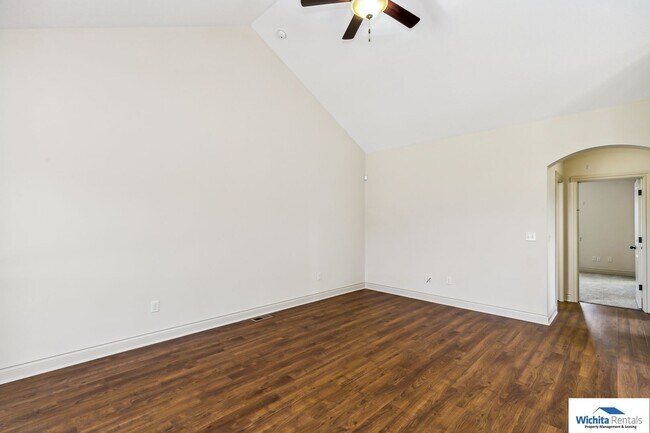 Building Photo - 1716-1718 Bedford