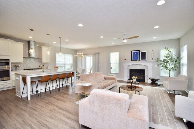Building Photo - 7164 Glenvalley Dr
