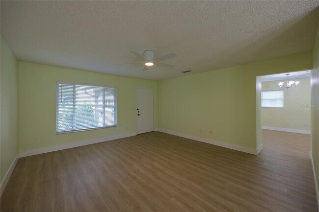 Building Photo - 119 Stafford Dr