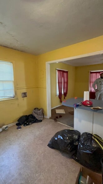 Building Photo - 3251 Meadow Ln