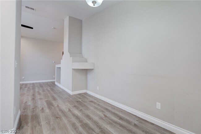 Building Photo - 1613 Cathedral Peak Ct