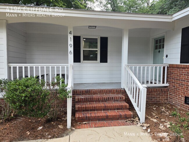 Building Photo - 4196 Cliffdale Rd