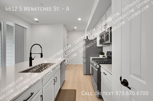 Building Photo - 4612 S Wenatchee St