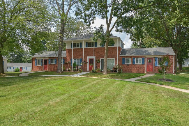 Greenville on 141 Apartments & Townhomes - Wilmington, DE | Apartment