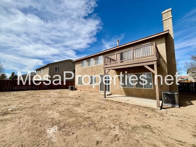 Building Photo - 13535 Silversand St