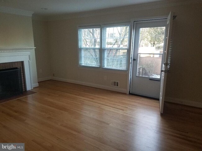 Building Photo - 1152 Wimbledon Dr