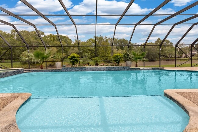 Building Photo - 9108 Quail Ridge Dr