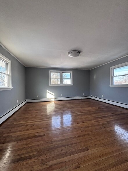 Building Photo - 1624 Teaneck Rd