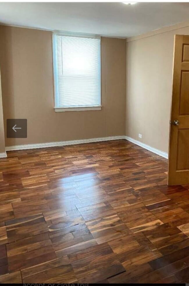 Building Photo - 5918 S Calumet Ave