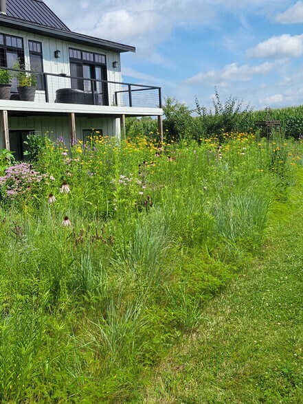 Building Photo - 7676 County 17 Blvd