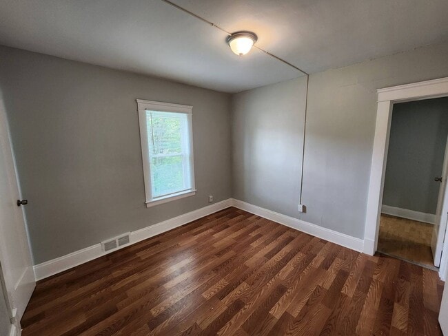 Building Photo - 13302 Ferris Ave